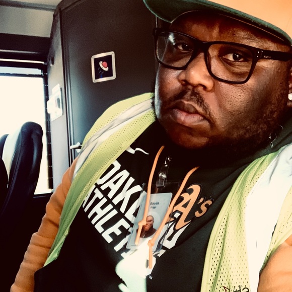 Meet your Posher, Kevin - Picture 1 of 1